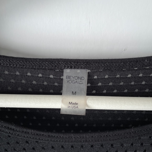 nwt beyond yoga  mesh me up pullover m - Picture 8 of 15